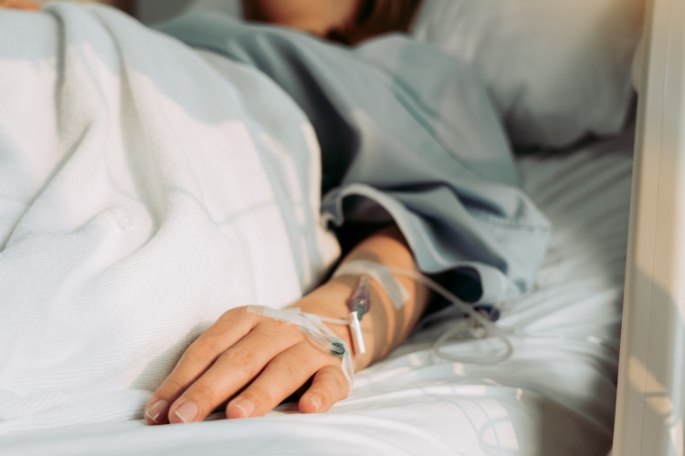 遷延性意識障害とは｜交通事故で「植物状態」になった被害者の家族がすべきこと